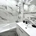 Splendid 100m2 With Sea View - Terrace & Jacuzzi * Cannes