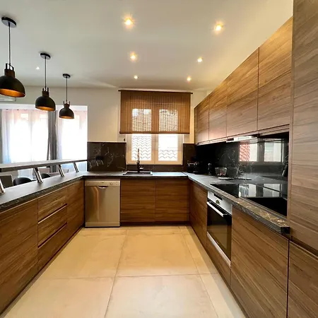 Splendid 100m2 With Sea View - Terrace & Jacuzzi *
